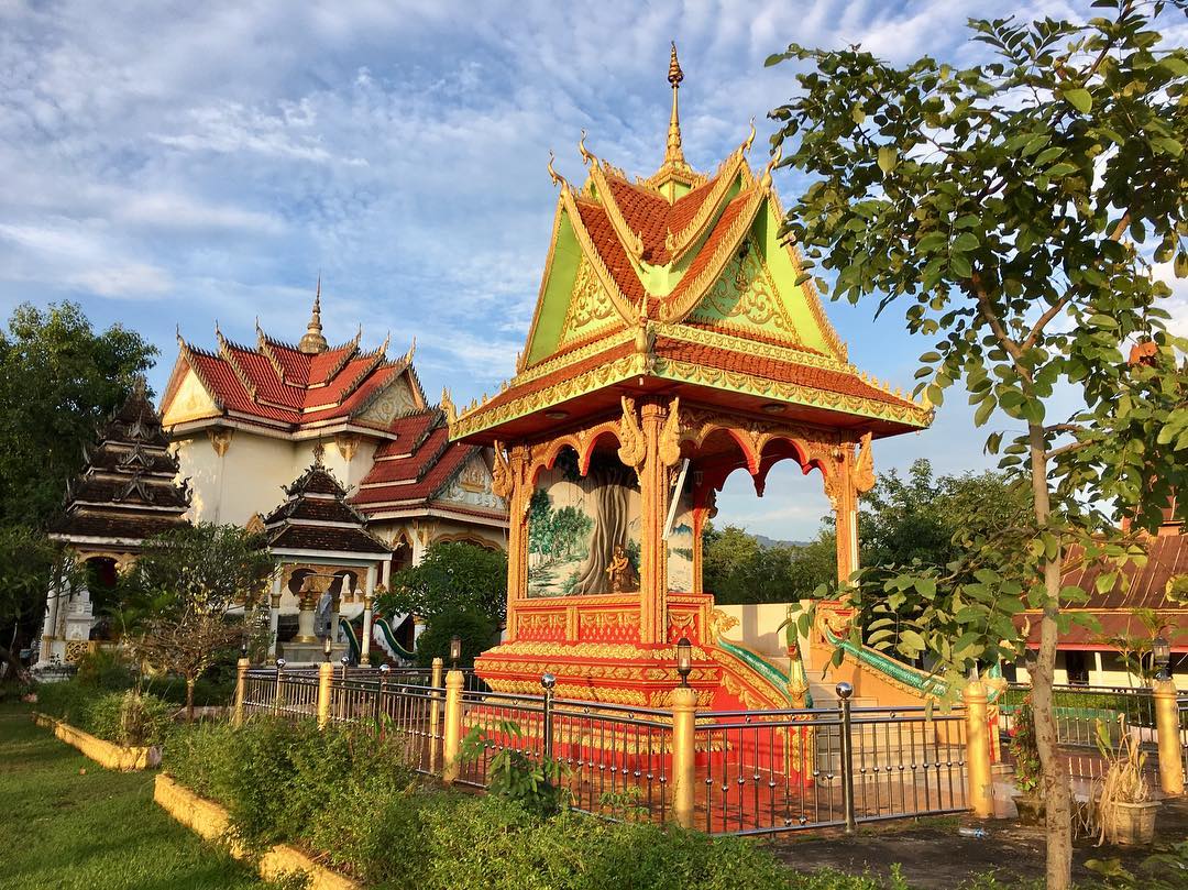 Begin your weather-prepared day with Pakse’s tranquil ambiance